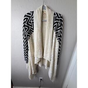 NWT Faded Glory Womens M Cardigan Black White Chevron Knit Open Front‎ Cozy Boho